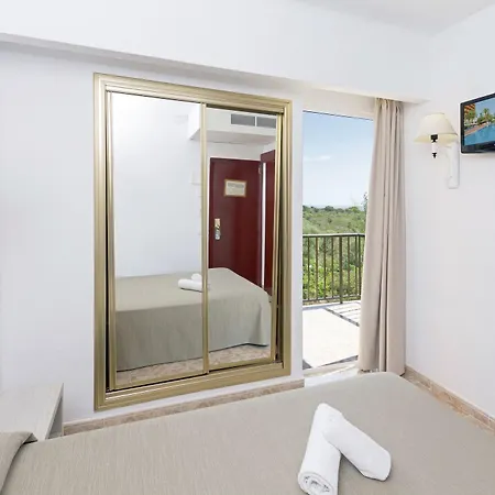 Hsm Canarios Park Calas de Mallorca